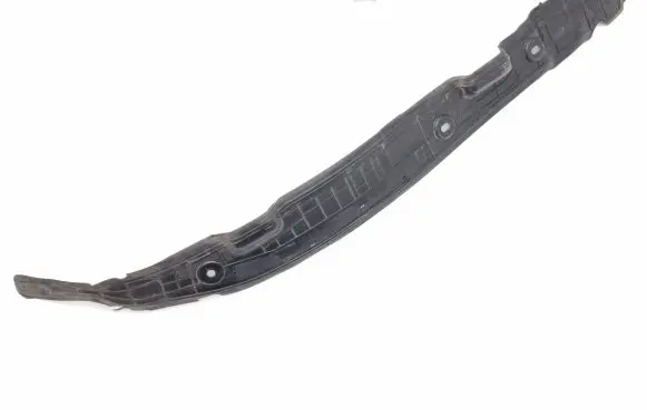 Nissan Rogue Fender end trim 631306RA0A