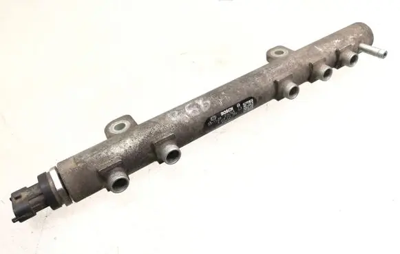 Fuel main line pipe