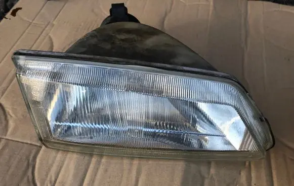 Peugeot 106 Headlight/headlamp