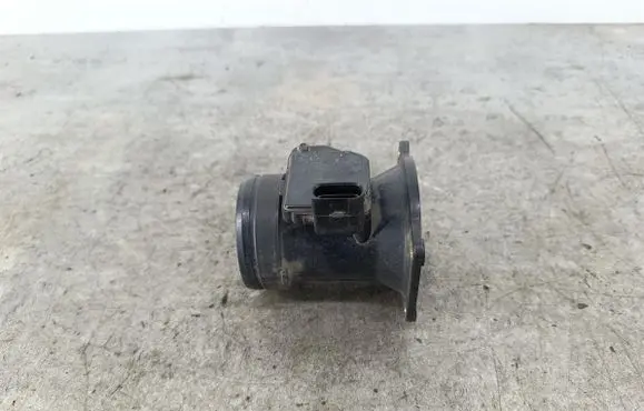 Volkswagen PASSAT B5.5 Mass air flow meter 06A906461B
