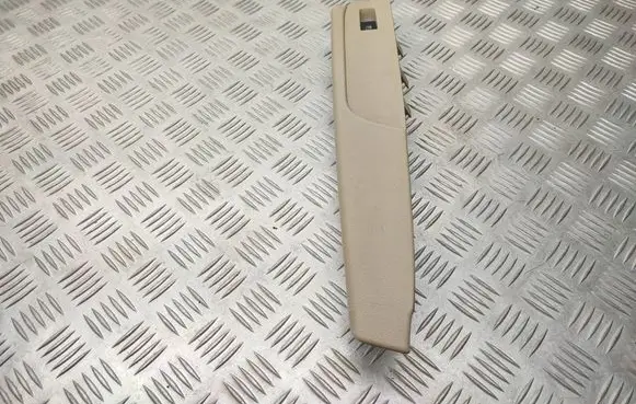 Volkswagen Touareg II Other rear door trim element 7P6867364 7L6959855B 7P6867376