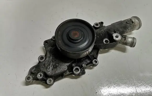 Mercedes-Benz E W211 Water pump