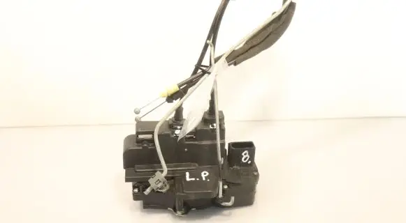 Chevrolet Captiva Front door lock