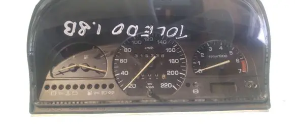 Seat Toledo I (1L) Speedometer (instrument cluster) 81117785 1L0919033