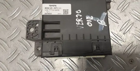 Toyota Verso Climate control unit 886500F111