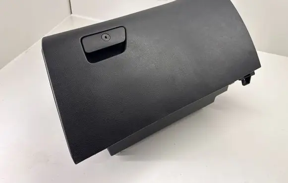 Ford Fusion II Glove box set DS73F06010AB