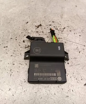 Audi A6 S6 C6 4F Gateway control module 4F0907468M 404476 4F0907468F