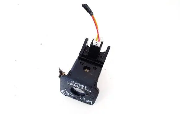 Toyota RAV 4 (XA30) Passenger airbag on/off switch 167-2j64
