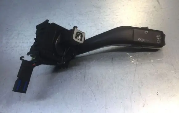 Volkswagen Golf Plus Wiper control stalk ANP80H024A 2FC057GC