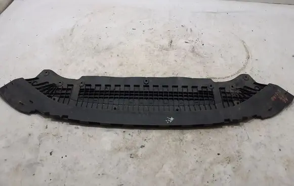 Audi A6 S6 C8 4K Engine splash shield/under tray 4K0807611A
