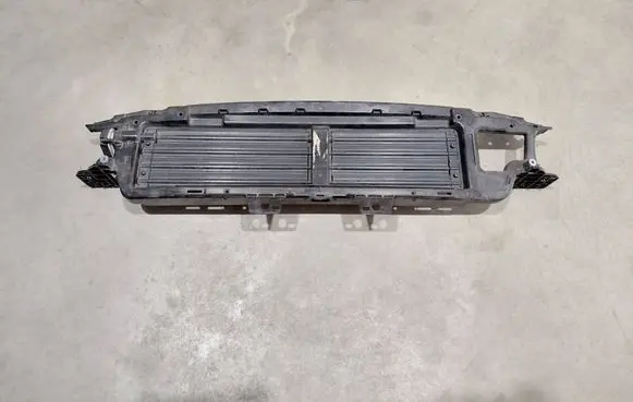 Volvo V60 Intercooler air guide/duct channel 32345499