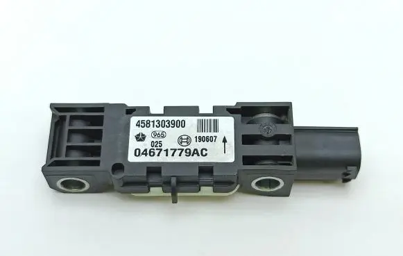 Chrysler 300 - 300C Airbag deployment crash/impact sensor 04671779AC 4581303900