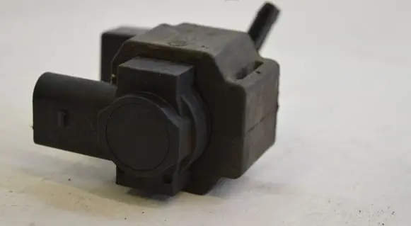 Audi A4 S4 B6 8E 8H Turbo solenoid valve 8E0906628