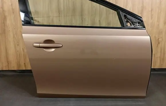 Volvo V40 Cross country Front door 