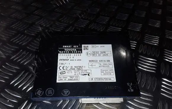 Lexus IS 220D-250-350 Keyless (KESSY) go control unit/module 8999053015
