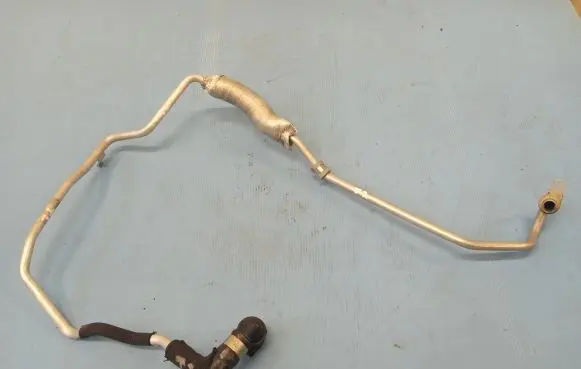 BMW 2 F22 F23 Engine coolant pipe/hose 8666857