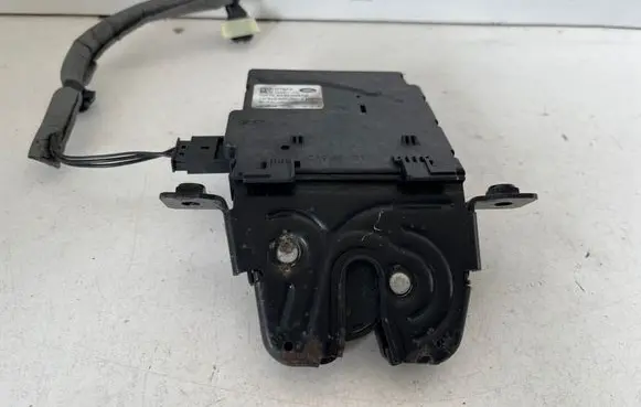 Jaguar XE Tailgate/trunk/boot lock/catch/latch GX73A442A66AB