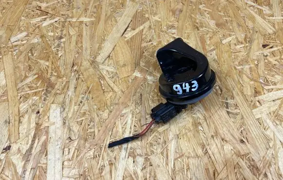 BMW 5 G30 G31 G38 Horn signal 7342945