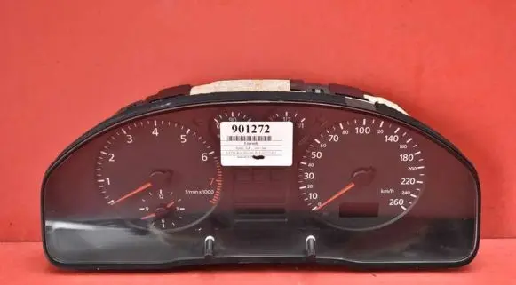 Audi A4 S4 B5 8D Speedometer (instrument cluster) 8D0919861H