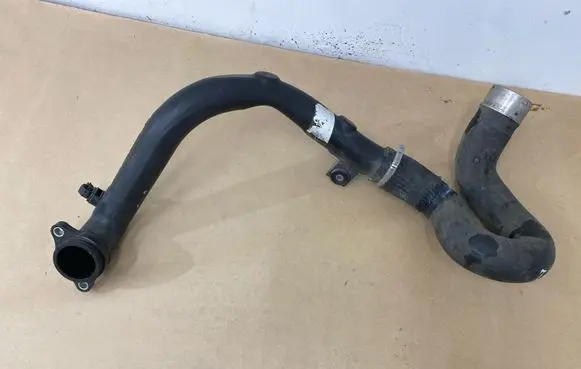 Fiat 500X Turbo air intake inlet pipe/hose B00024