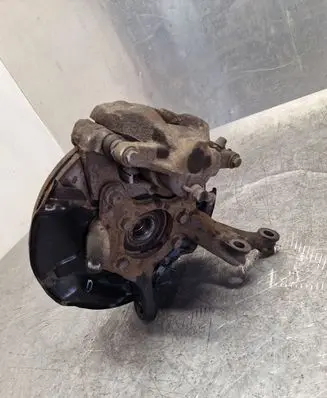 Toyota Verso Front wheel hub spindle knuckle