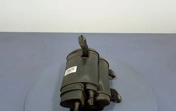 Active carbon filter fuel vapour canister