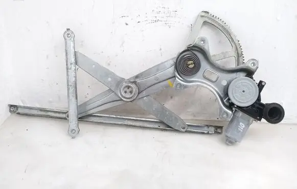 Toyota Camry Front door window regulator with motor 8571033130 2621001670