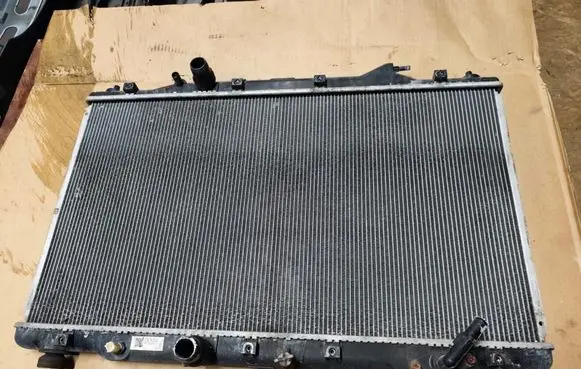 Coolant radiator