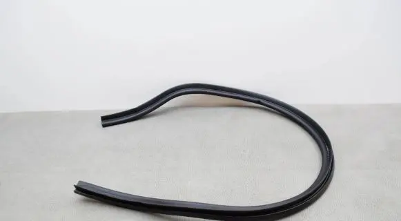 Audi Q5 SQ5 Engine compartment rubber 823723