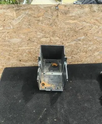 Ford Focus Battery box tray AM5110723AD