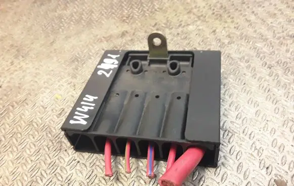 Mercedes-Benz Vaneo W414 Fuse box set 0035453501 A0035453501