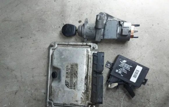 Ford Galaxy Engine control unit/module 038906019FA 0281010629 YM2112A650KB