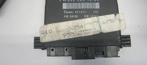 Mercedes-Benz CLK A208 C208 Door control unit/module 2088201326