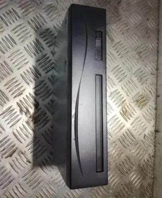 Toyota Avensis T250 Navigation unit CD/DVD player 8684153041