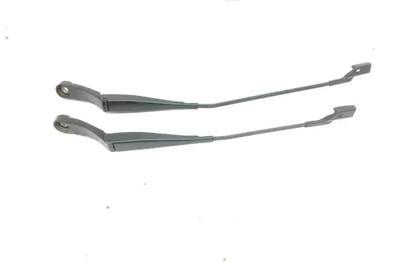 Peugeot 308 Front wiper blade arm