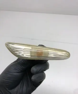 BMW 5 E60 E61 Front fender indicator light 8382104