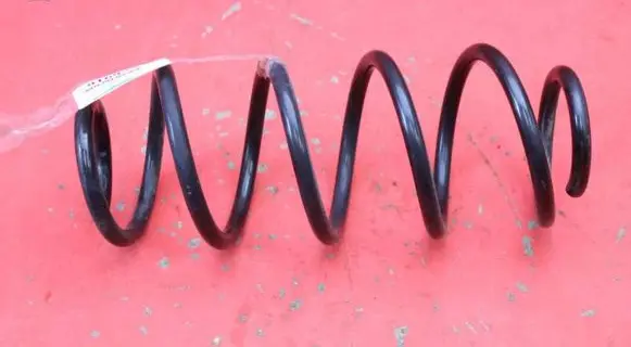 Toyota Yaris Rear coil spring