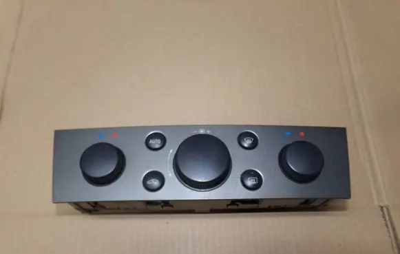Opel Vectra C Climate control unit 13138196