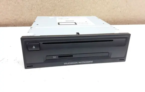Volkswagen Golf VII Head unit multimedia control 5G0035824A
