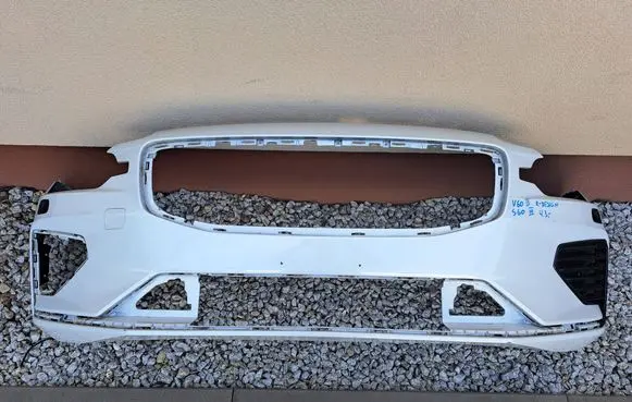 Volvo S60 Front bumper 31690530