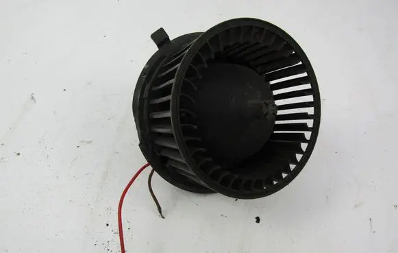 Volkswagen Golf III Heater fan/blower 1H1819021