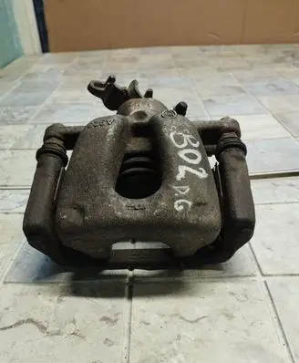 Alfa Romeo 159 Rear brake caliper