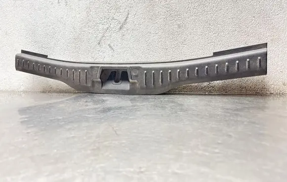 Ford Focus Trunk/boot sill cover protection BM51N40352A