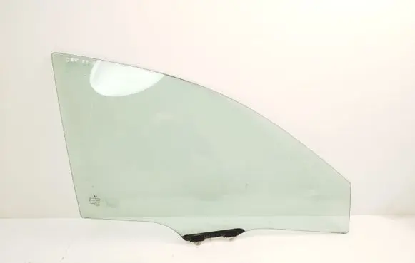 Honda CR-V Front door window glass four-door 43R00050