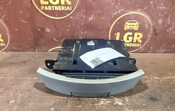 Nissan Quest Car ashtray 68430ZF000
