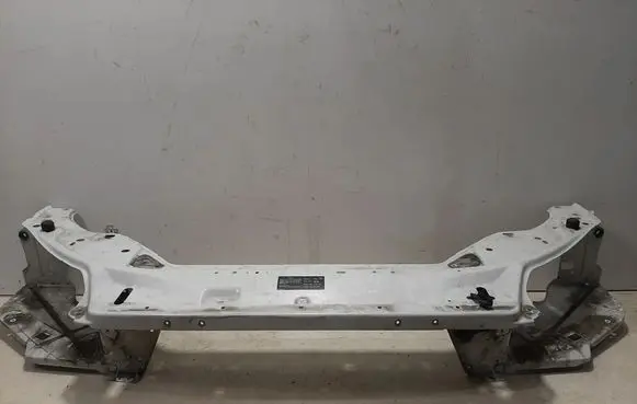 Volvo XC70 Radiator support slam panel 