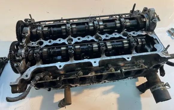 Toyota RAV 4 (XA50) Engine head 6603710