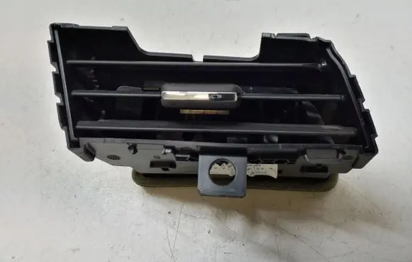 Ford Mustang VI Dashboard side air vent grill/cover trim FR3B19893A