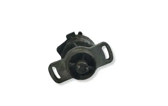 Nissan Sunny Spark distributor 2210078A00 D4P8605