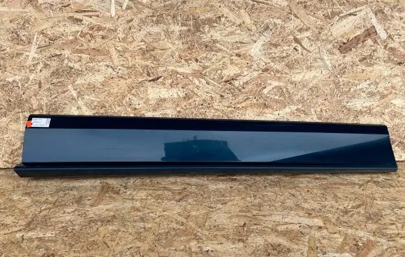 Front door trim (molding)